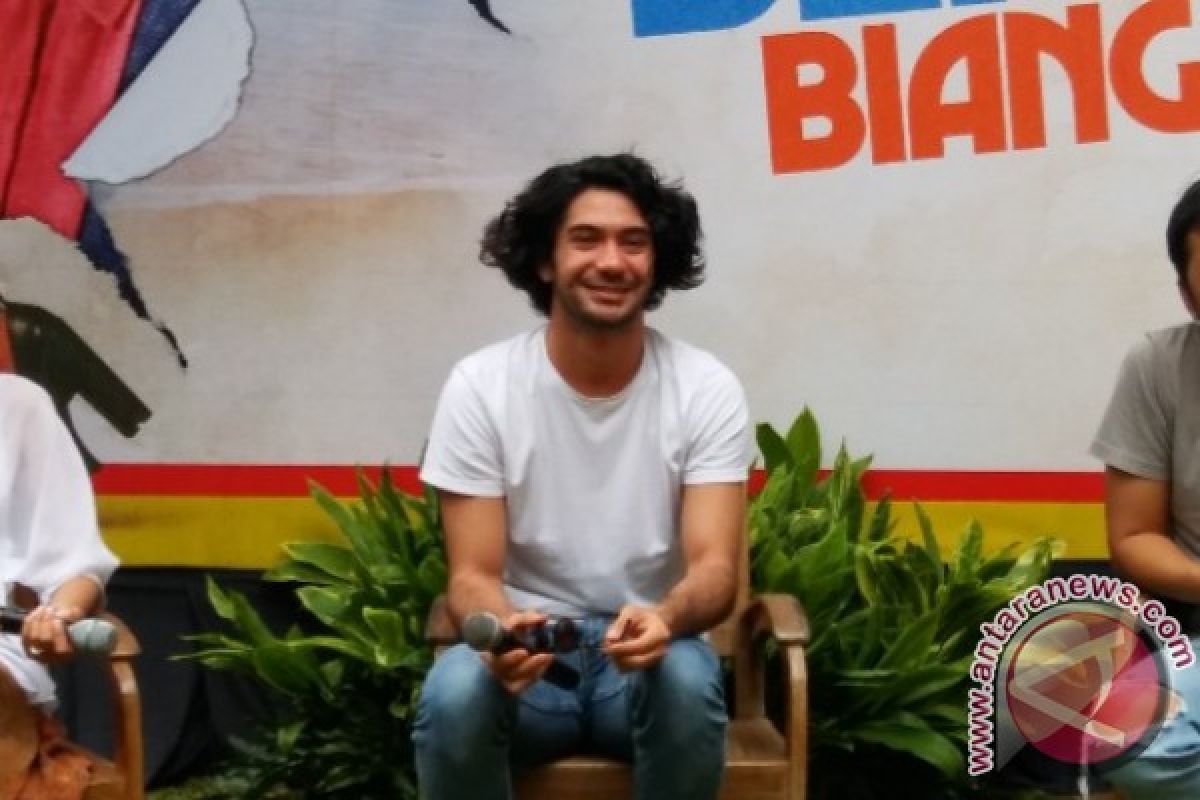 Kemarin, Reza Rahadian jadi Benyamin hingga cari berkah di Instagram