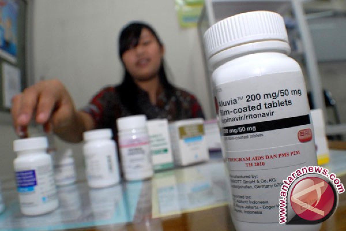 Pegiat AIDS dukung program desentralisasi obat ARV