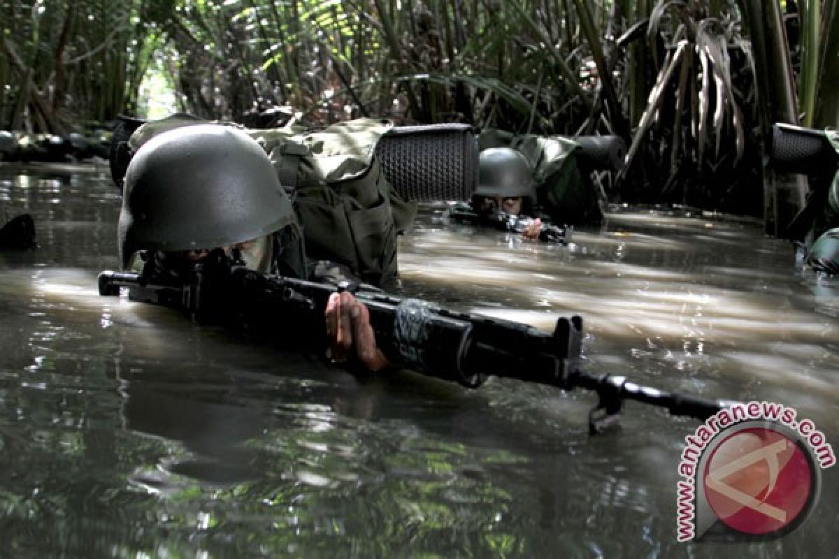 Prajurit Kodam XIII/Merdeka latihan pertempuran hutan