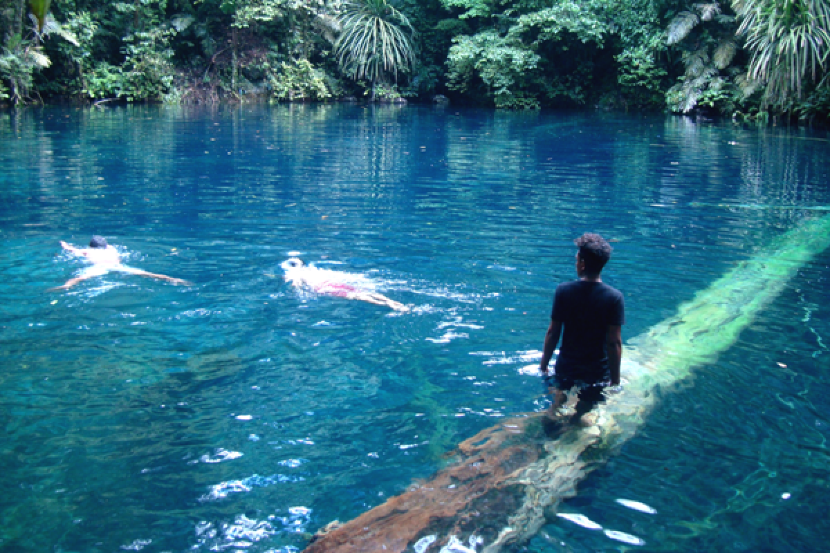 Destinasi wisata Telaga Biru Jayawijaya perlu dijaga kelestariannya