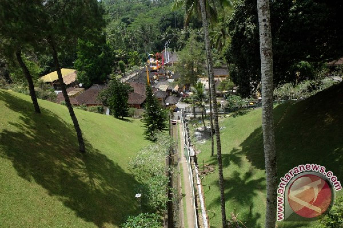 Mengenal Istana Kepresidenan - Hubungan tak terpisahkan Istana Tampaksiring-Tirta Empul