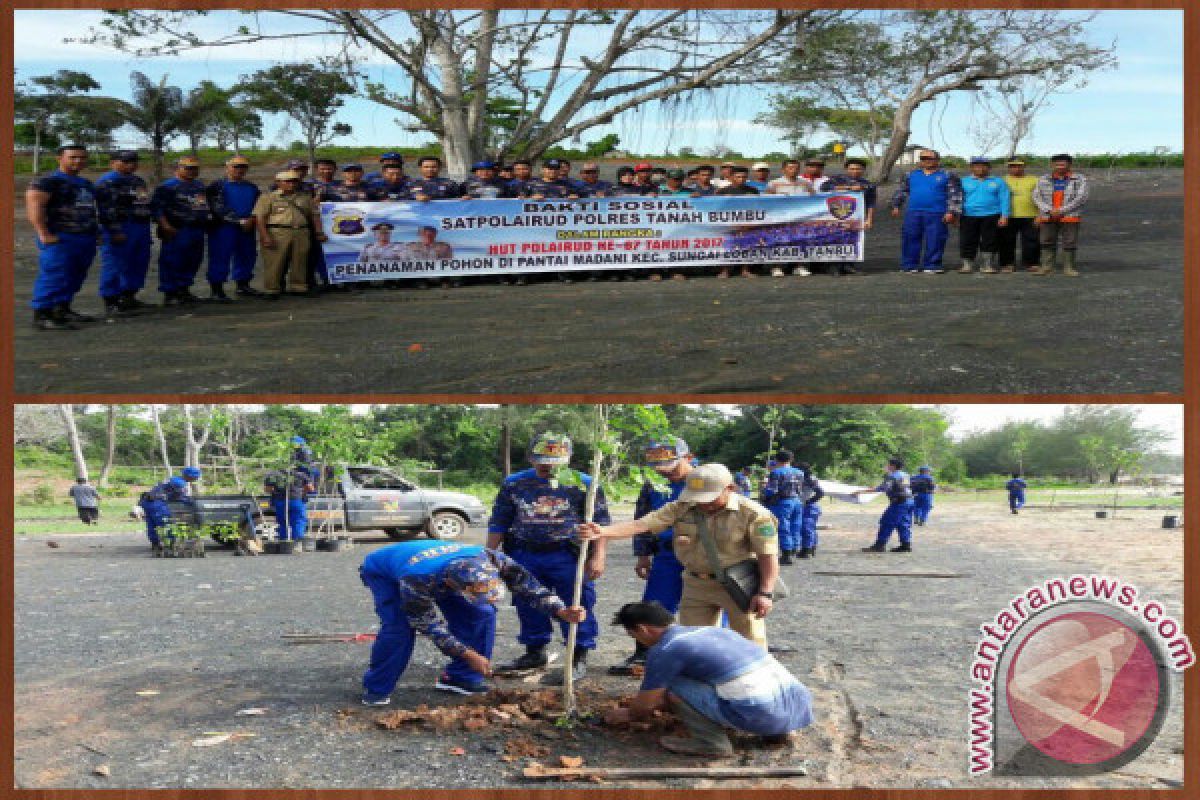 Satpolairud Polres Tanah Bumbu Tanam 250 Pohon 