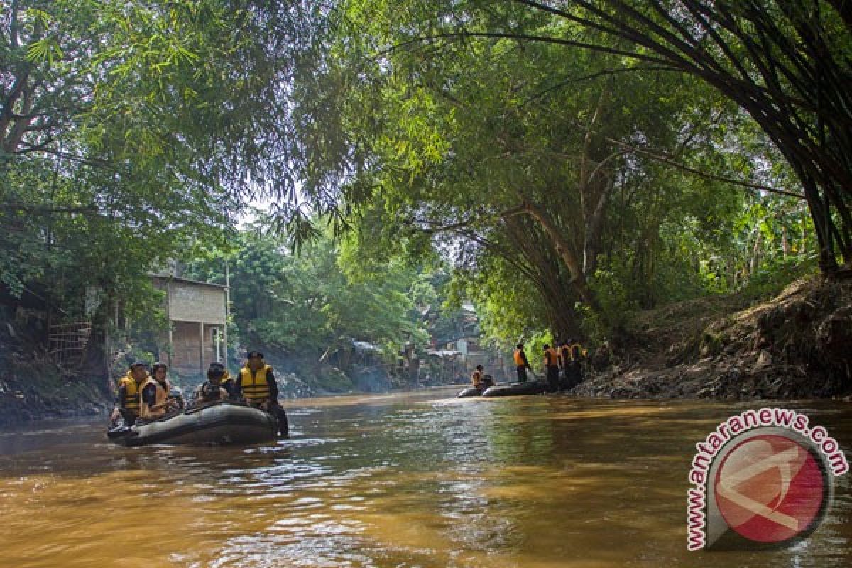 Pemuda nekad terjun ke Sungai Ciliwung ditemukan tewas