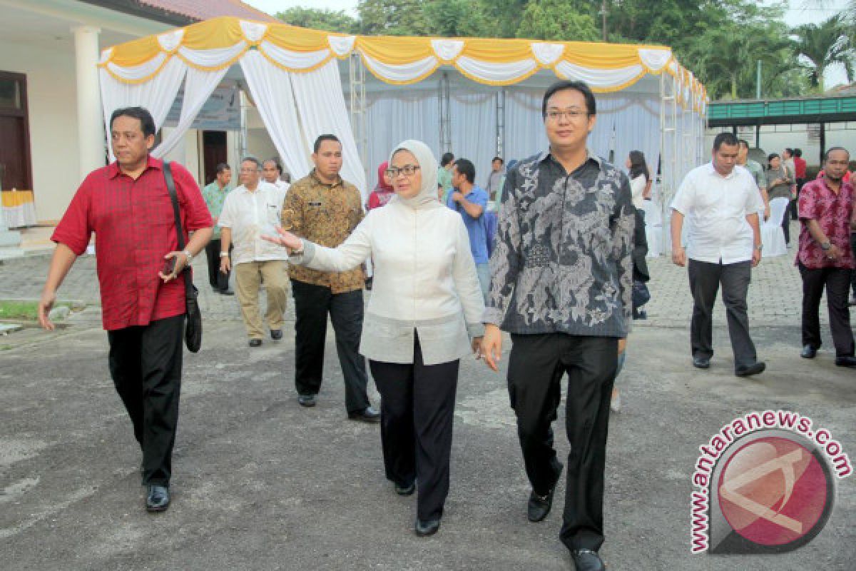 Wabup Bangka Barat Ajak Masyarakat Aktif Awasi Peredaran Obat