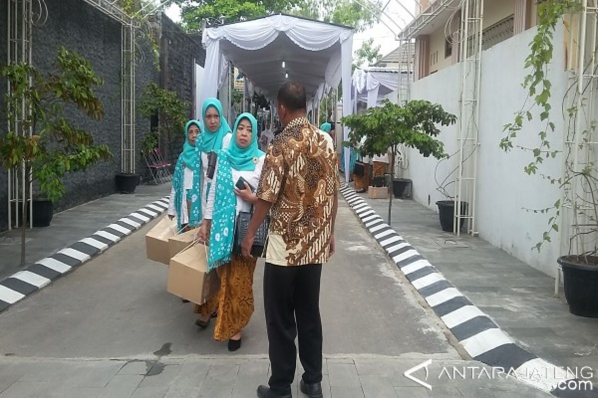 Sejumlah Tamu Mulai Meninggalkan Kediaman Presiden Jokowi