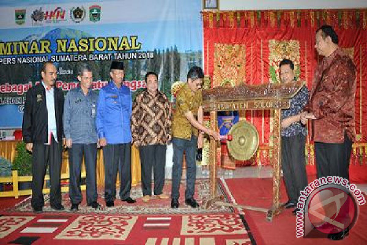 Seminar Nasional Pra HPN Bertajuk "Pers Sebagai Alat Pemersatu Bangsa"