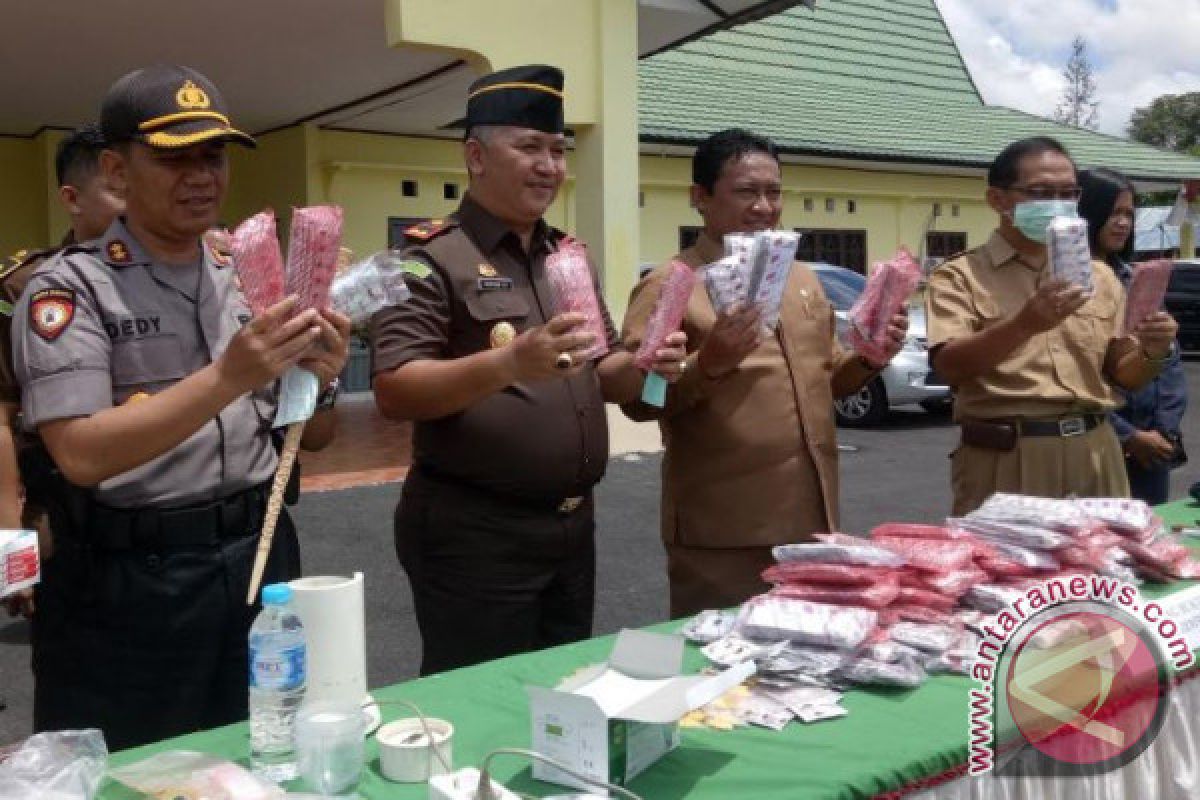 Ini Barang Bukti 25 Kasus yang Dimusnahkan Kejari Pulang Pisau