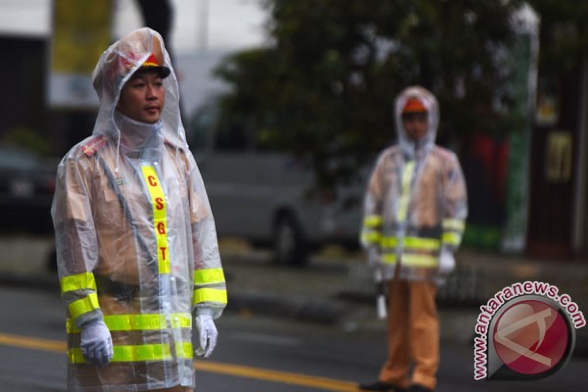 Vietnam penjarakan lima orang atas tuduhan akan gulingkan kekuasaan