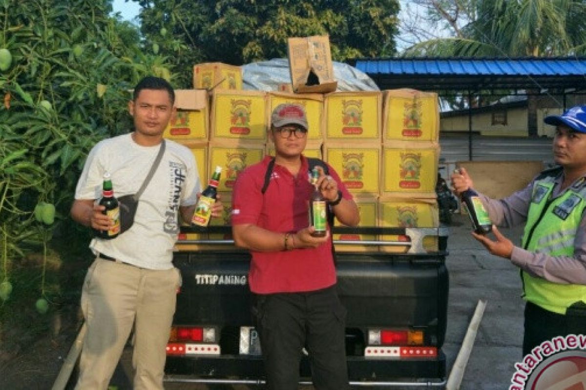 Ribuan Botol Jamu Ilegal Nyaris Masuk Bali