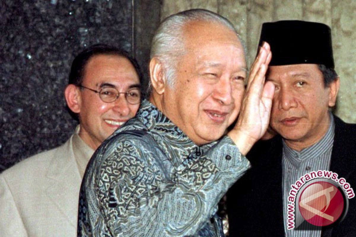 Mahfud bantah nama Soeharto dihilangkan dari sejarah