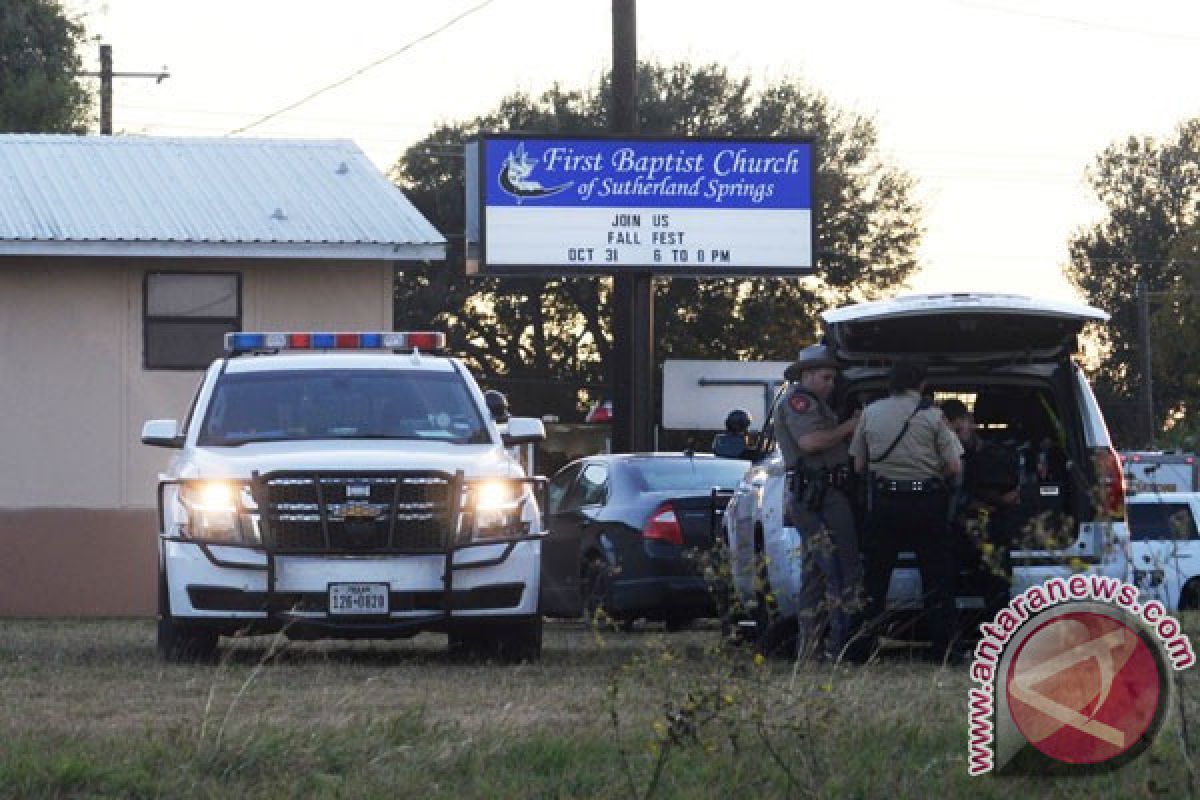FBI Akses Ponsel Penembak di Gereja Texas