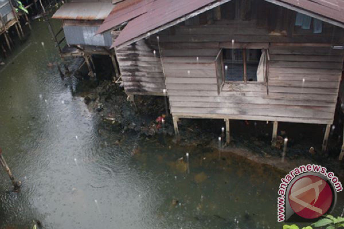 Wali Kota Banjarmasin Tertantang Benahi Sungai Perkampungan 