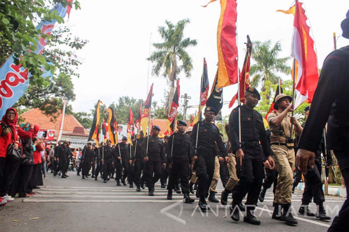 Napak Tilas Brimob Polda Jatim Lintasi Tulungagung