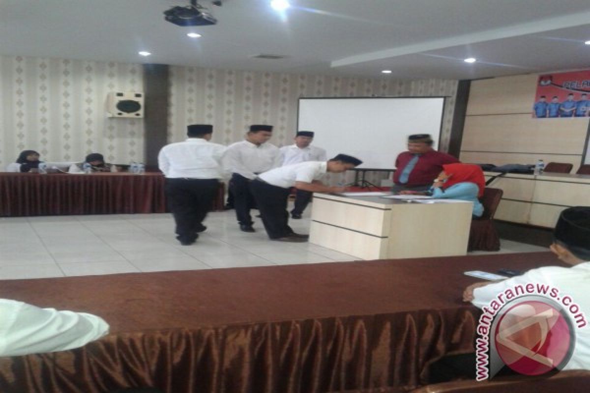 KPU Padangsidimpuan Lantik Sejumlah PPK Kecamatan