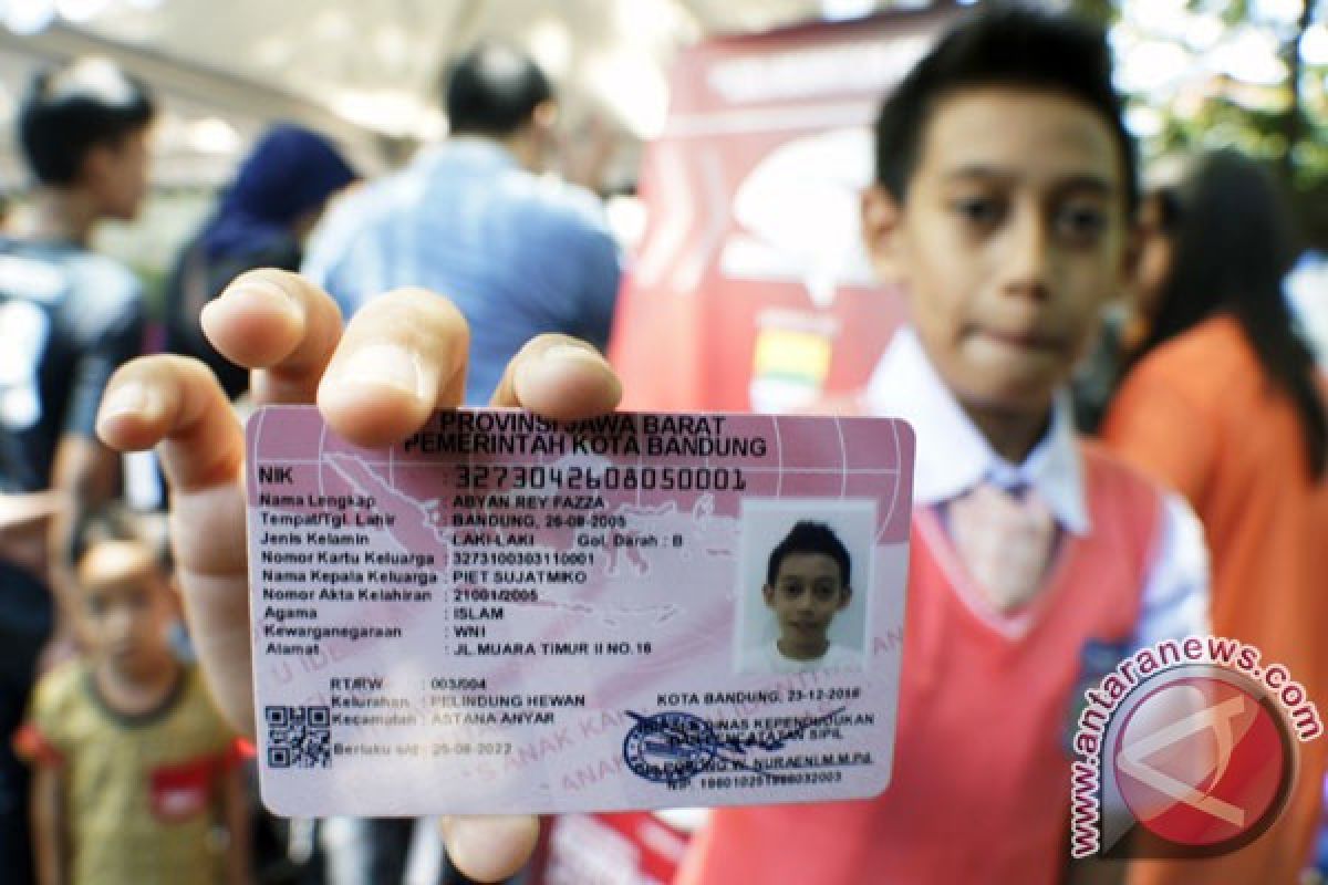 20 ribu anak akan mendapat kartu identitas