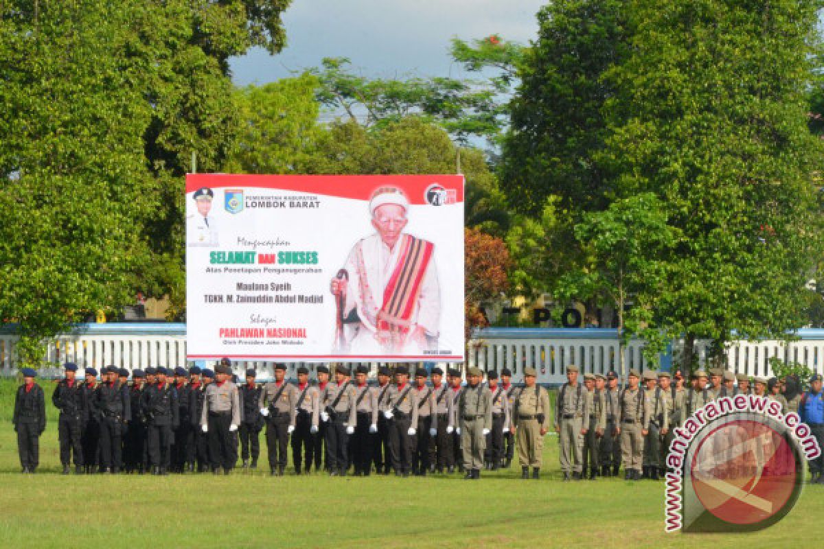 Lombok Barat Syukuran Maulana Syaikh Jadi Pahlawan 