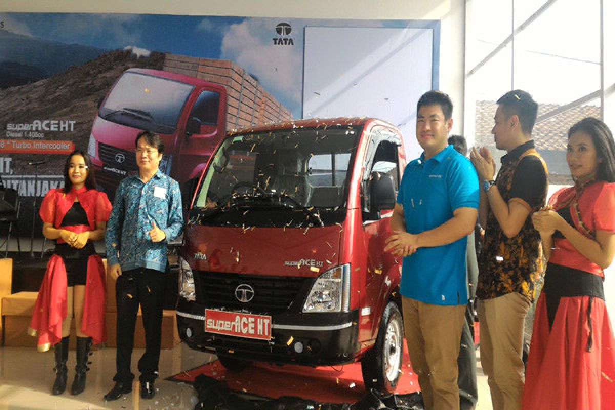 Mobil Tata Super Diesel Diperkenalkan di Lampung 