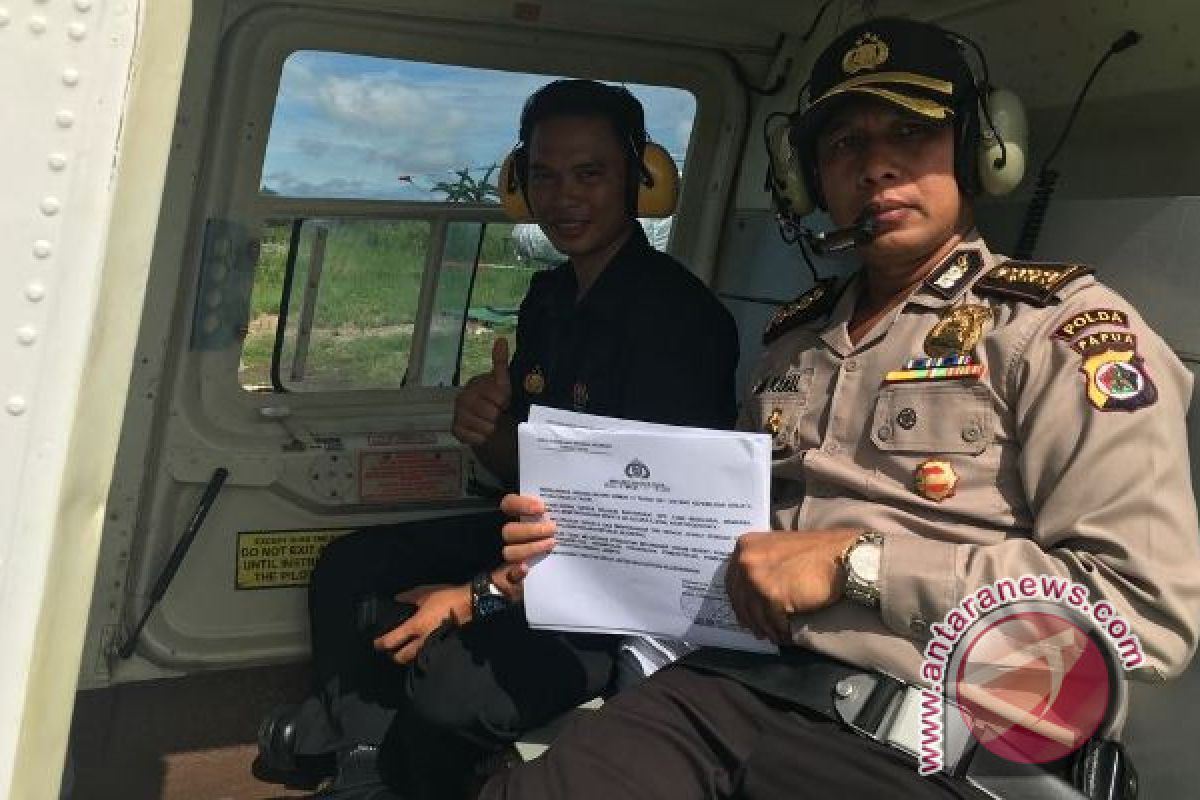 Polda Papua sebarkan maklumat untuk KKB melalui helikopter