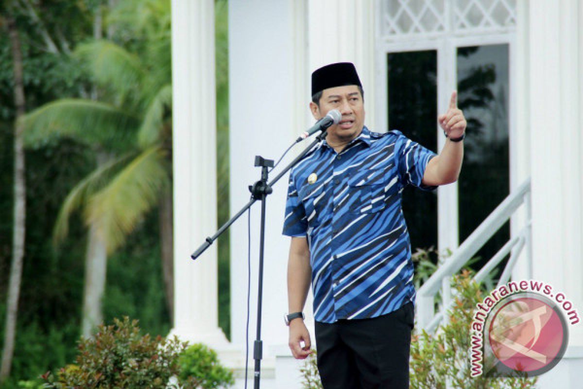 Bupati Bone Bolango Wajibkan ASN Santuni Anak Yatim