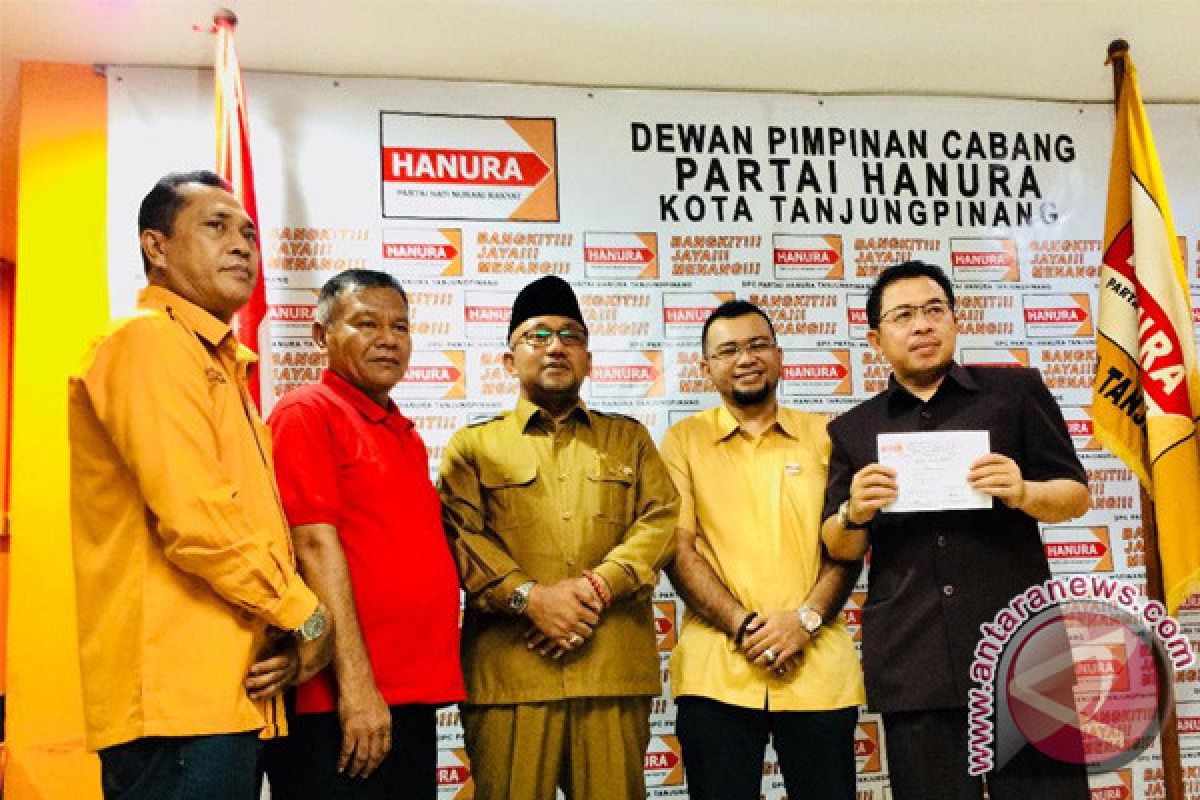 Hanura-PDIP Usung Lis Darmansyah di Pilkada 2018