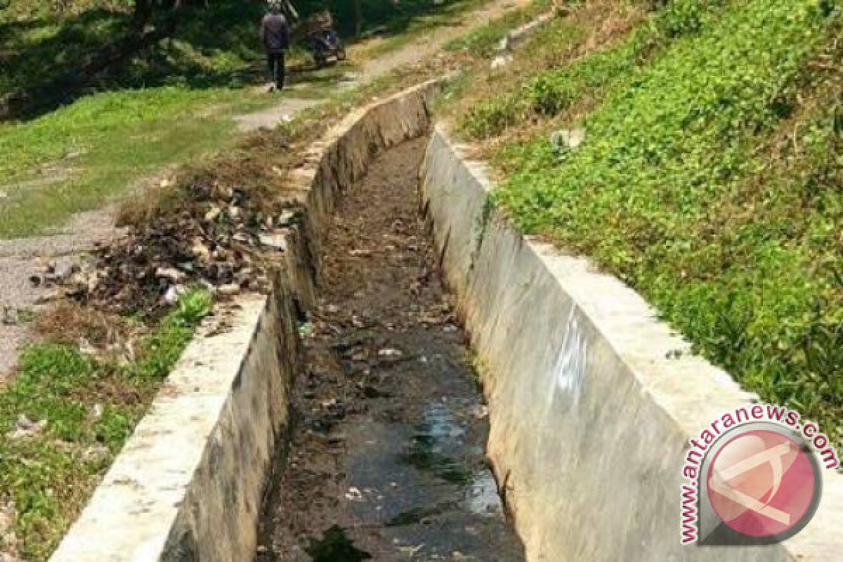 Air TPA Batubola Cemari Sawah Petani