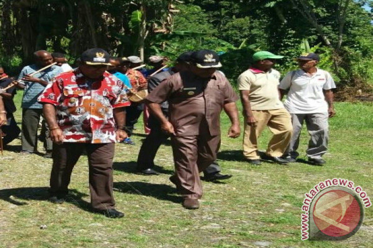 The priority of Imburi-Indubri on their second year leadership in Wondama Bay