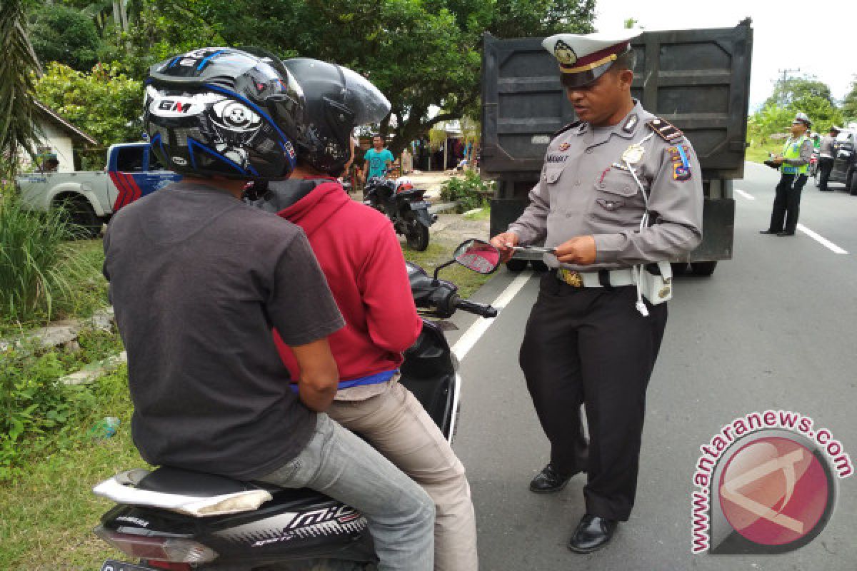 Polres Agam Tilang 405 Kendaraan Selama Operasi Zebra, Didominasi Pengendara Sepeda Motor