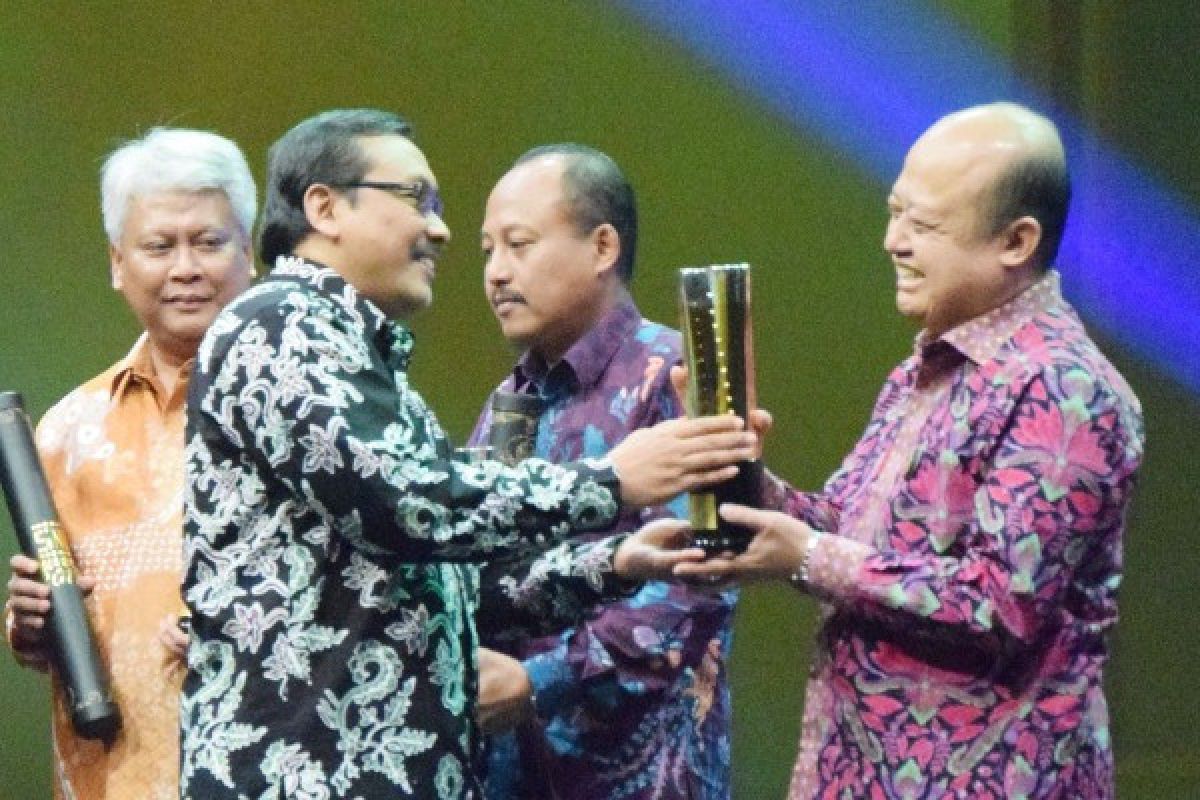 Pupuk Kaltim Raih Platinum pada SNI Award 2017