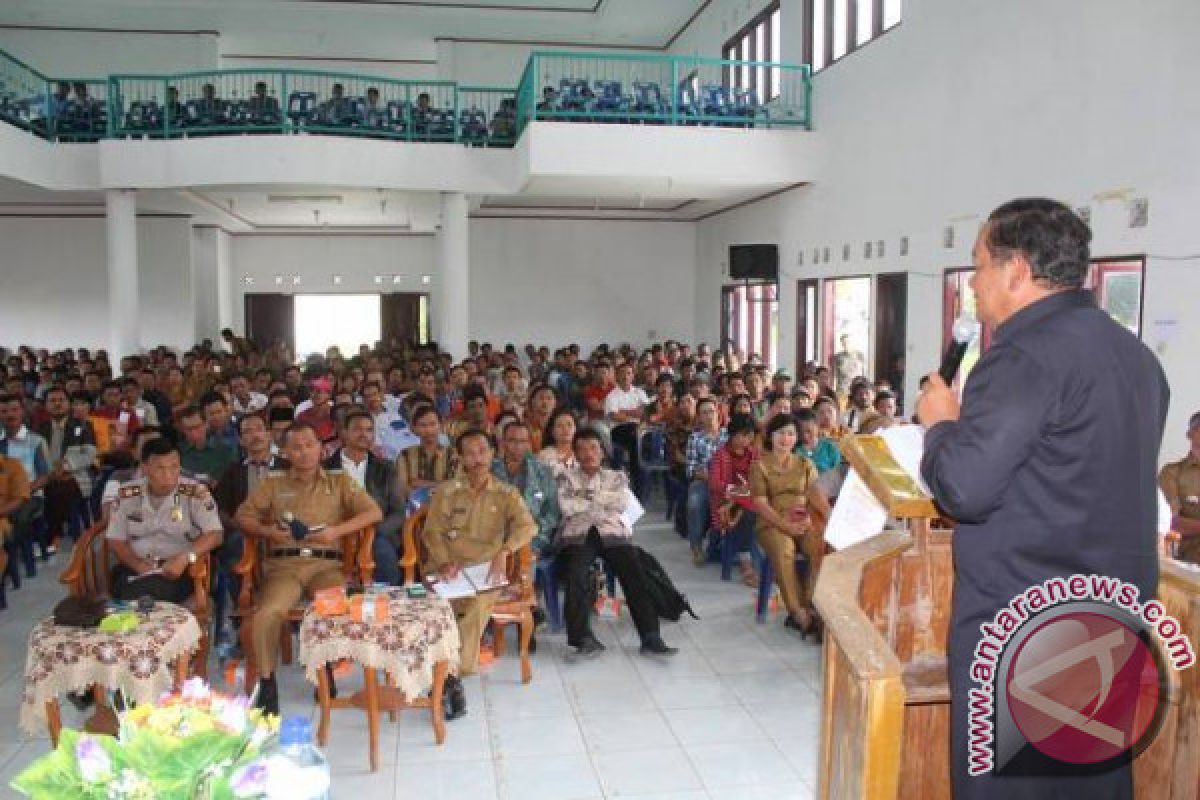 Forkopimda Samosir Beri Nasihat 90 Calon Kades