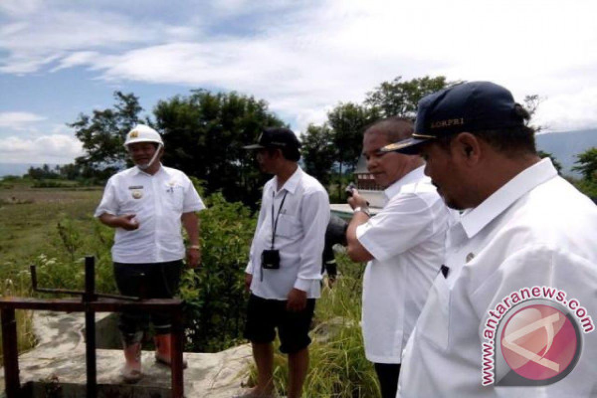 Dua Jaringan Irigasi Palipi Ditinjau Bupati Samosir