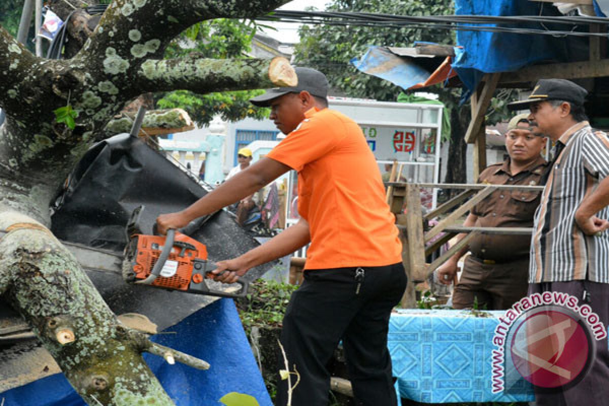 Puting Beliung Kembali Hantam Lampung Timur 