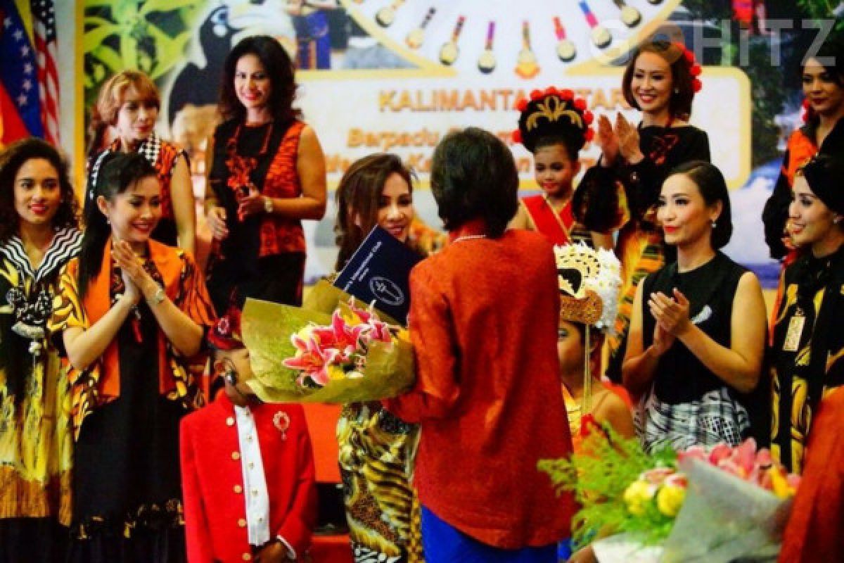 Mufidah: Bazaar Amal WIC Ajang Keseragaman Budaya dan Kekayaan Indonesia
