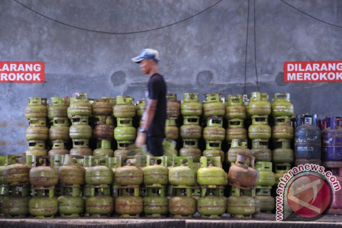 IRT di Pulpis keluhkan kelangkaan gas elpiji 3 kg