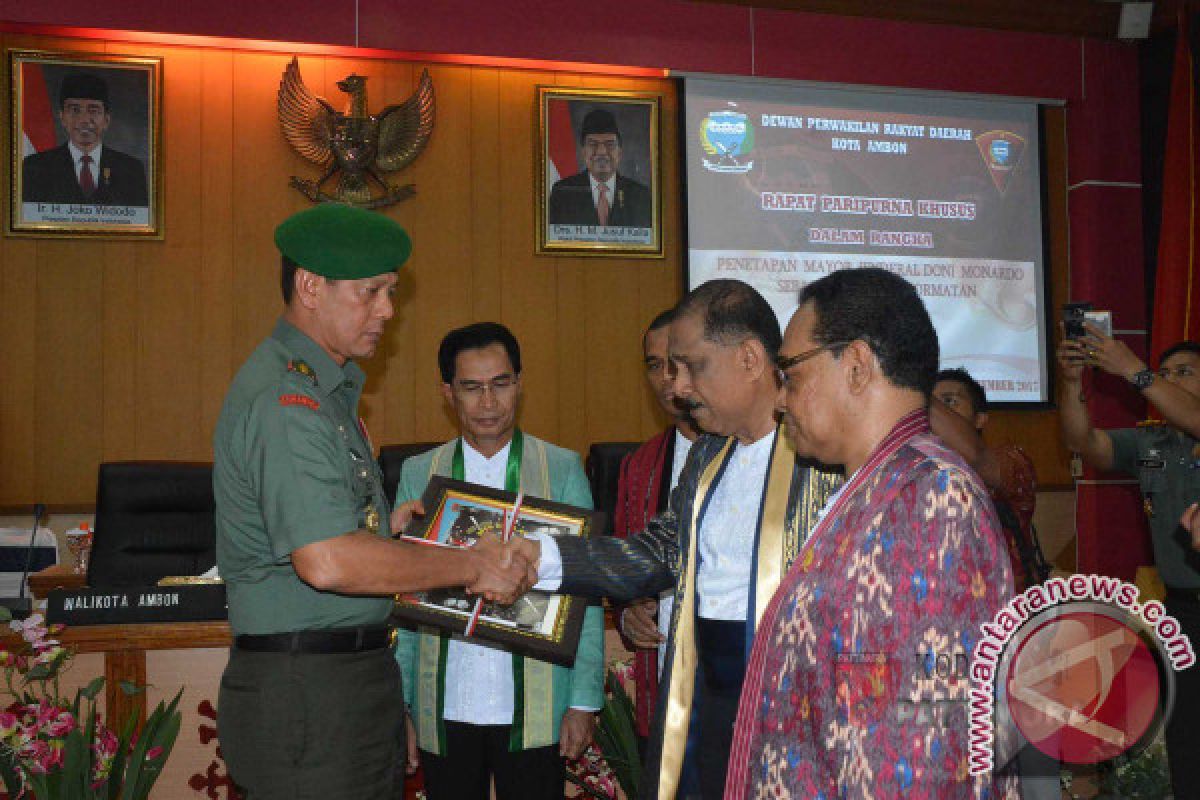 Mayjen Doni Monardo Warga Kehormatan Kota Ambon