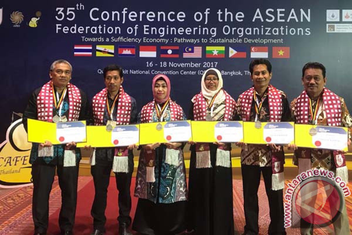 Enam Insinyur UMI Terima Penghargaan Asean 