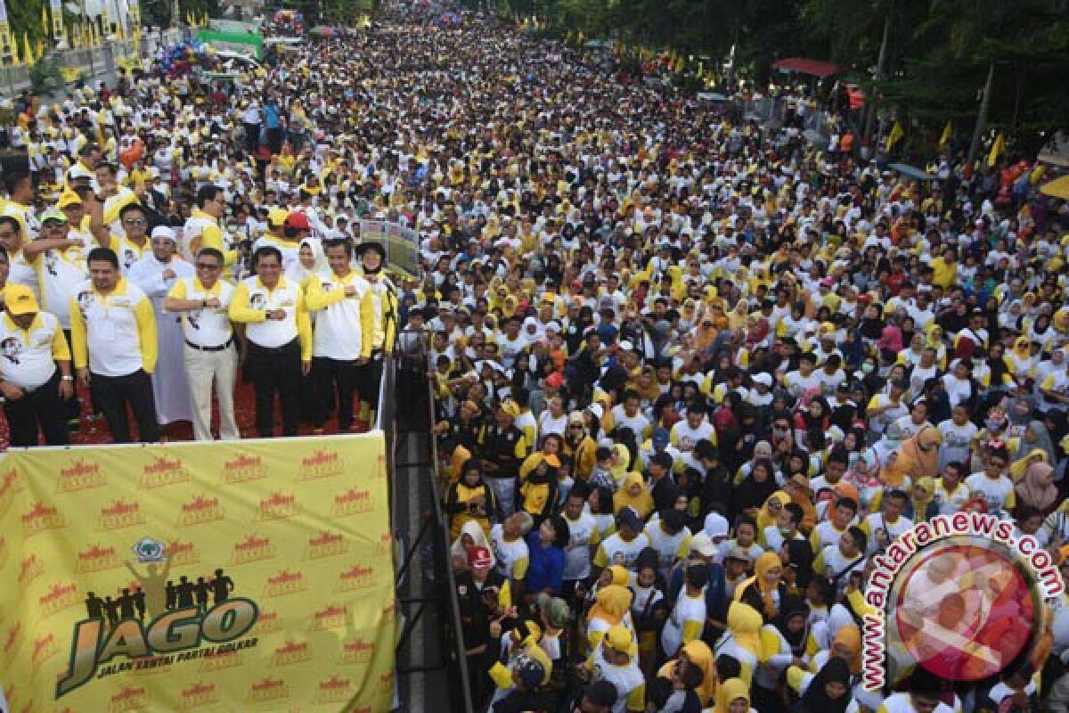 Peserta Jalan Golkar Tembus 300 Ribu Orang 