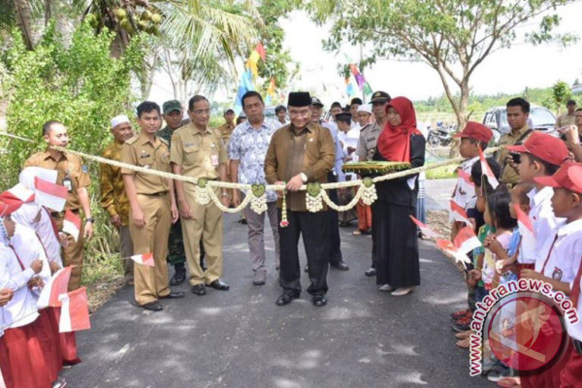 Advetorial - Bupati HSS Resmikan Ruas Jalan Amparaya Simpur