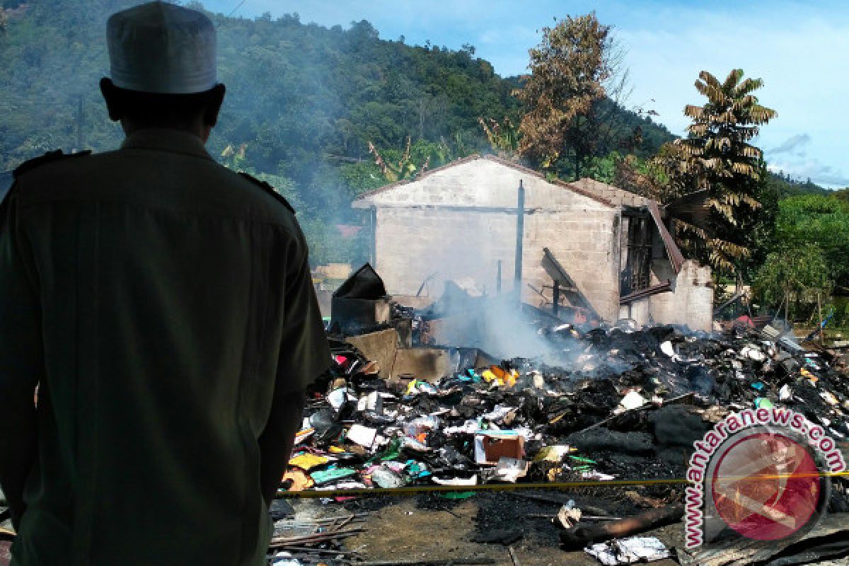 Gudang Arsip Dinas Pertanian Solok Selatan Terbakar