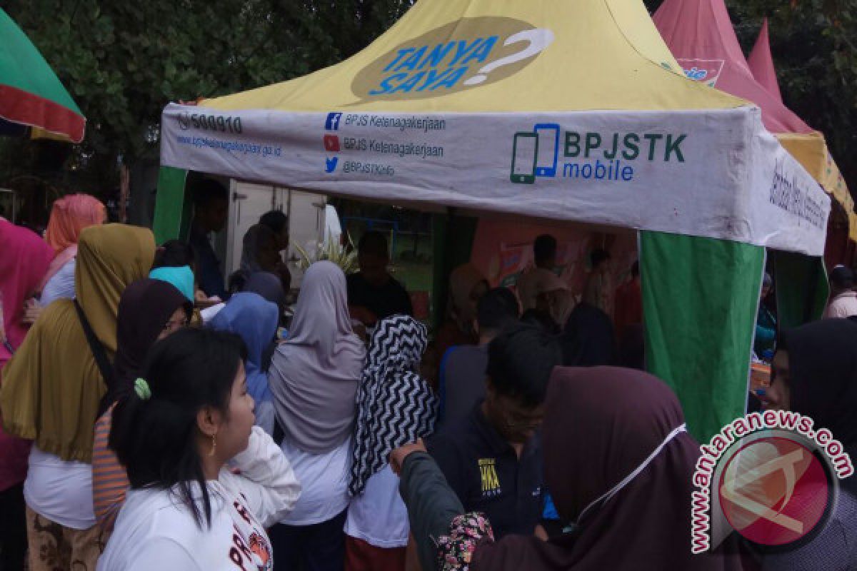 BPJS Ketenagakerjaan Kendari Gelar Pasar Murah Sembako 