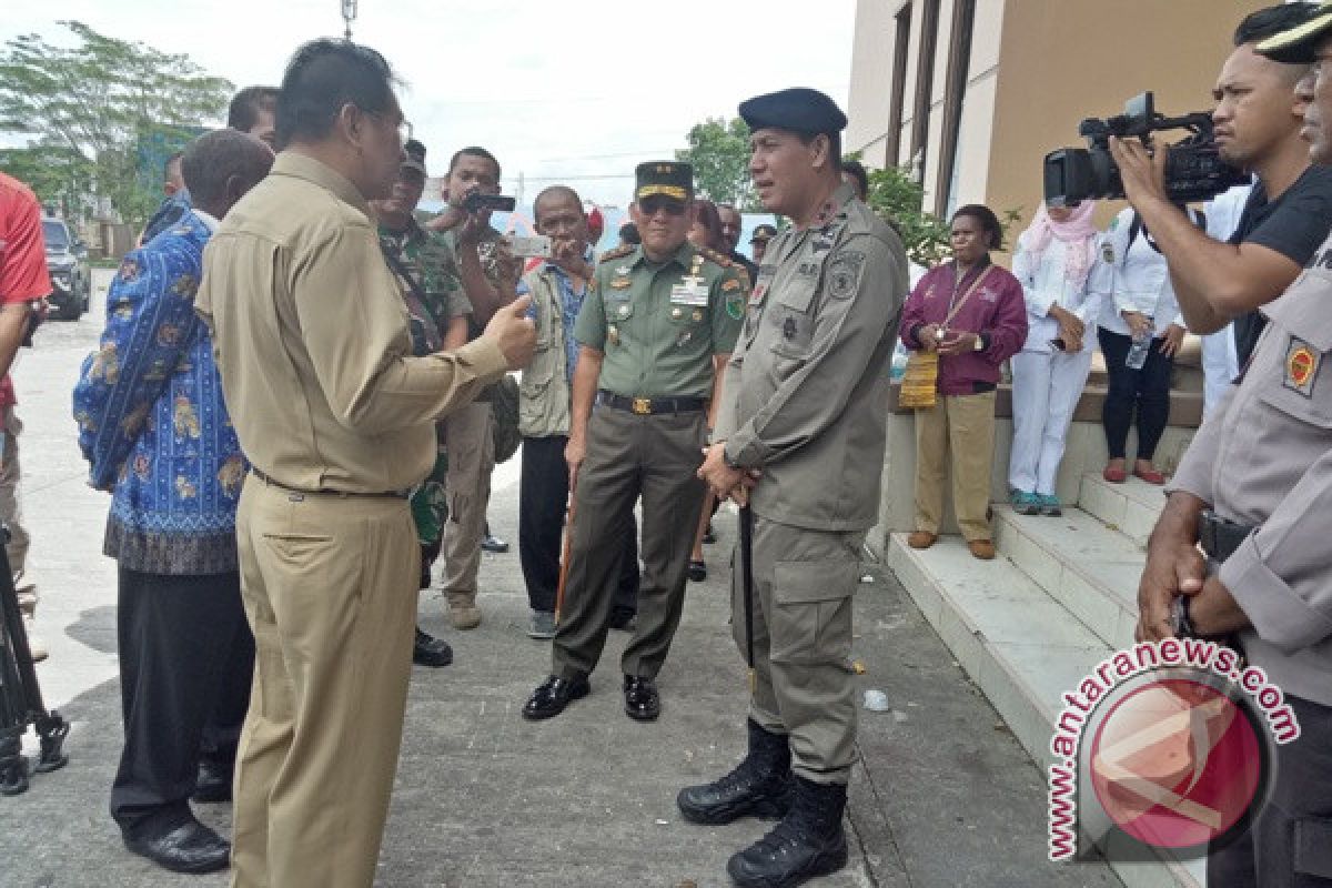 Pangdam Cenderawasih kecewa Pemkab Mimika tak siap urus pengungsi 