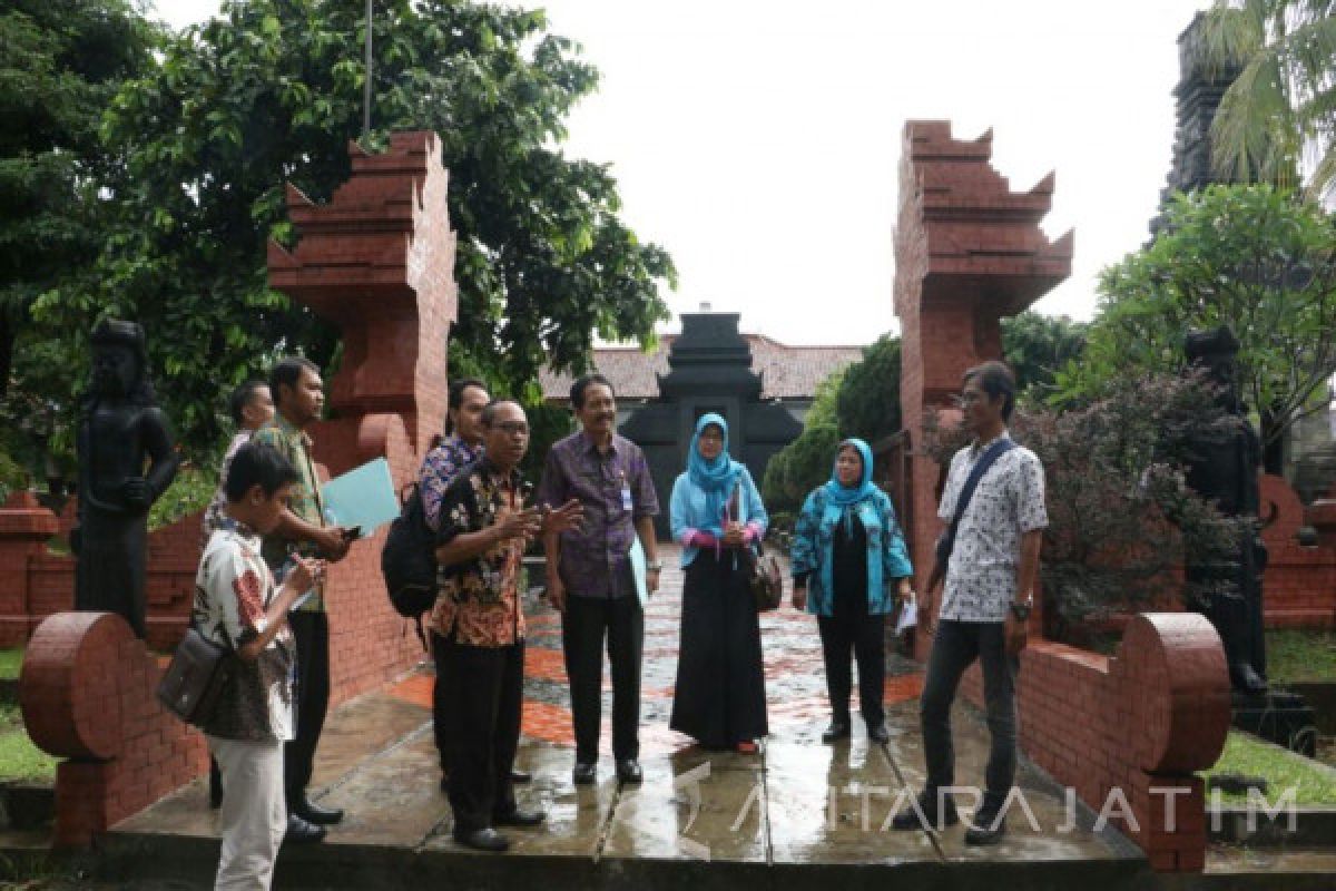 Mengenal Wisata Jatim di Anjungan Taman Mini (Video)