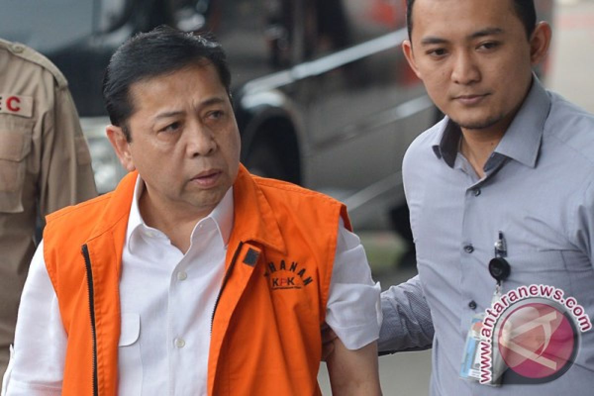 Pengacara: pemeriksaan kedua Setya Novanto ditangguhkan karena sakit