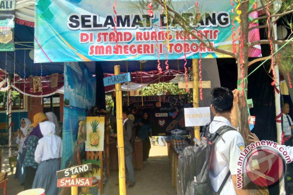 SMPN Toboali Gelar Pameran Kewirausahaan dan Kreativitas