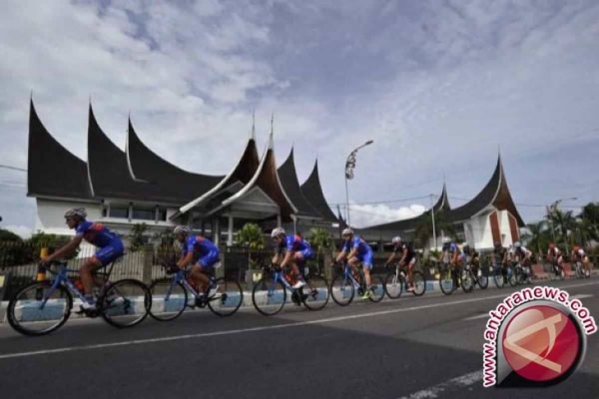 Tour de Singkarak, 19 pembalap tersisi etape 4