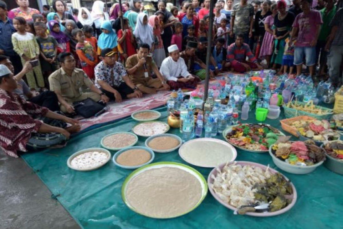 Nelayan Kotawaringin Timur Gelar Selamatan Kampung