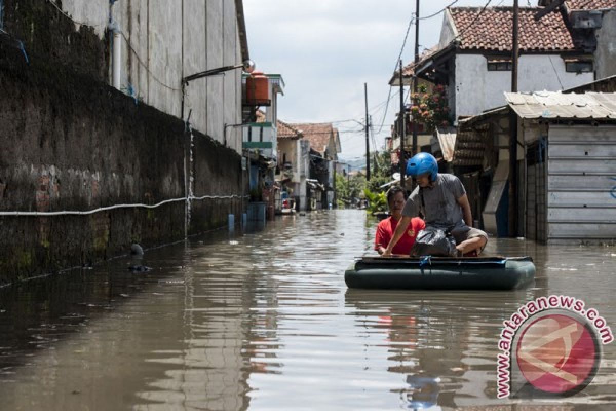 Ratusan rumah di Rancaekek terendam banjir