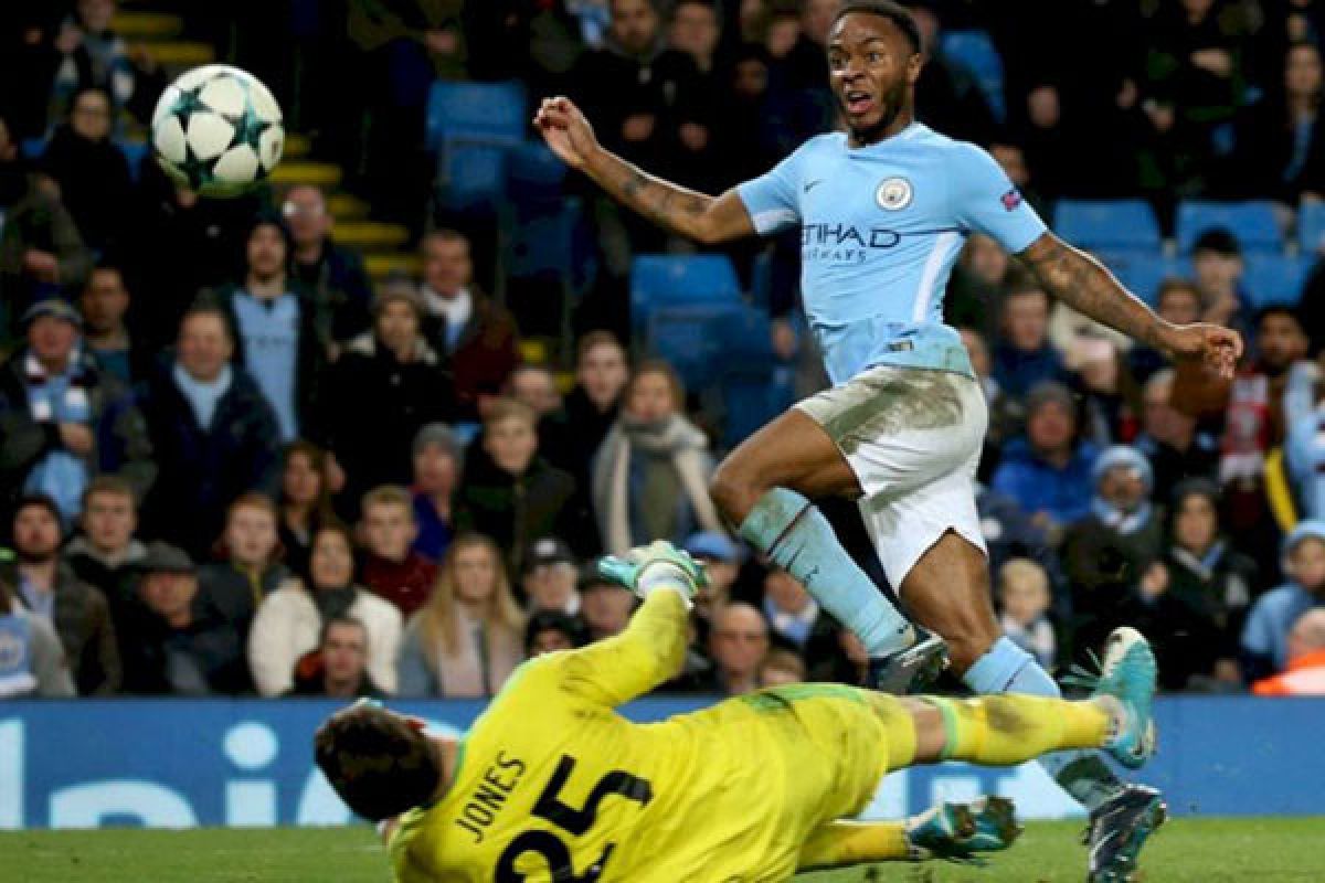 Raheem Sterling Amankan Peringkat Atas The Citizens