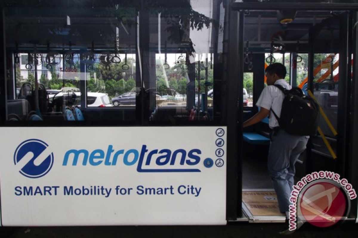 Transjakarta sematkan fitur pencegah kebakaran di sejumlah armada