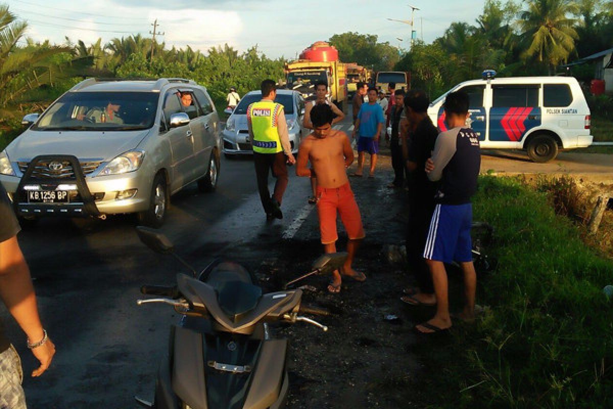 Lakalantas di Mempawah Tiga Tewas di TKP