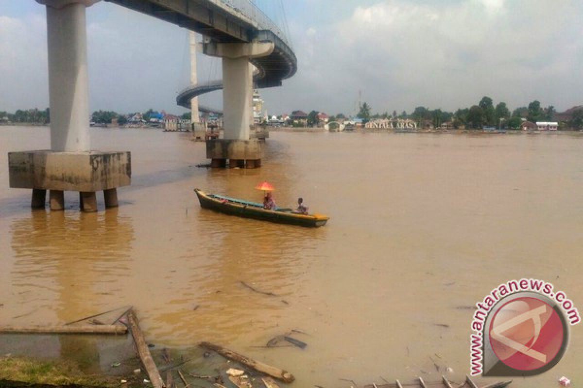 Debit Sungai Batanghari Terus Mengalami Peningkatan